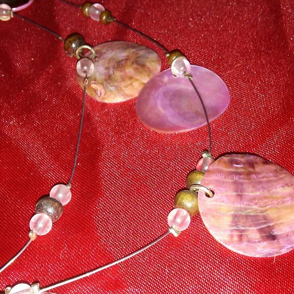 🐚Mother Pearl Pink Seashell Necklace - Picture 5 of 5